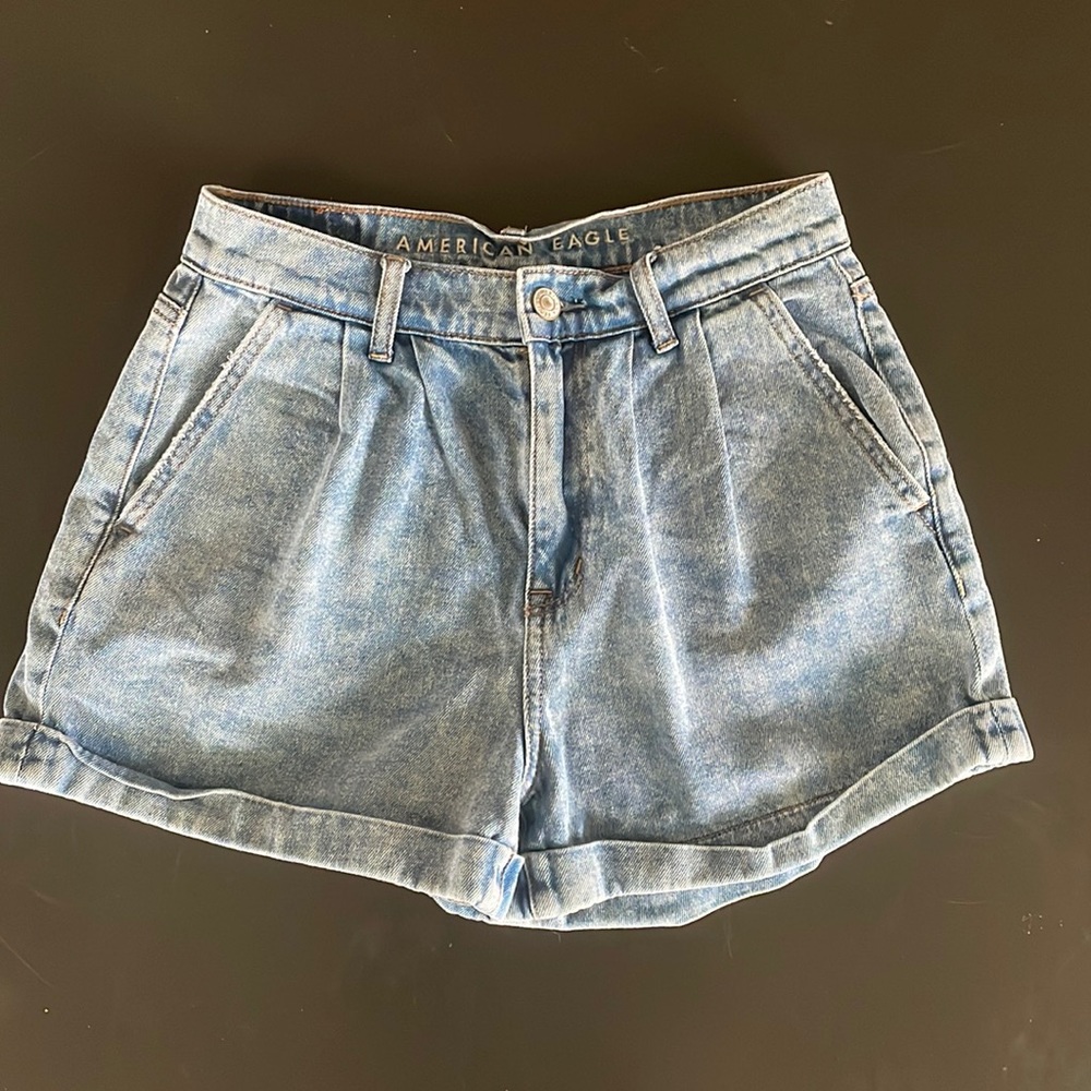American Eagle Cinched Denim Shorts